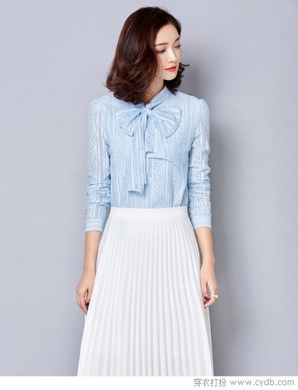 衬衫+百褶裙，引领流行新风潮！